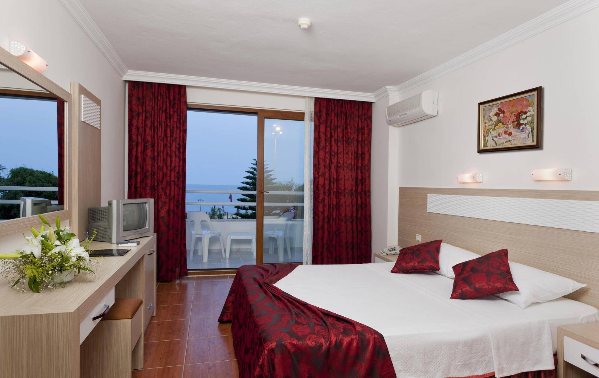 Ideal Beach Hotel 카기켁 외부 사진